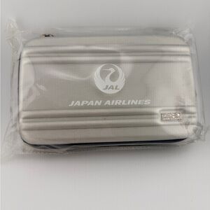 Japan Airlines JAL Business Class Zero Halliburton Hard Suitcase Silver Sealed